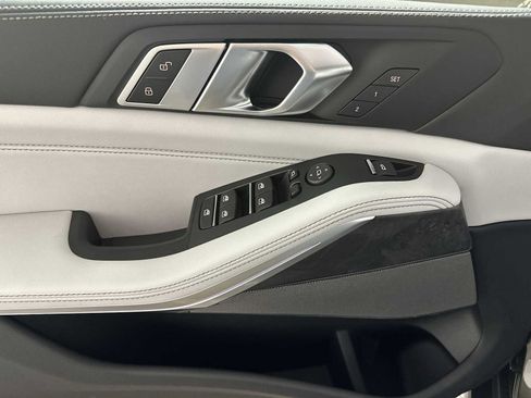 New 2026 BMW X5 xDrive40i w/ Executive Package image 13