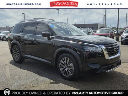 Used 2024 Nissan Pathfinder SL w/ SL Premium Package
