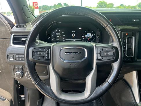 Used 2022 GMC Yukon Denali AWD/4WD image 25