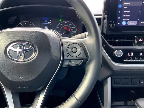Used 2025 Toyota Corolla Cross AWD Hybrid image 24
