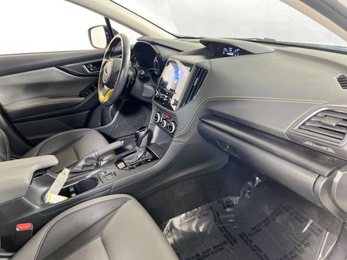 Used 2022 Subaru Crosstrek 2.5i Sport w/ Moonroof Package image 28