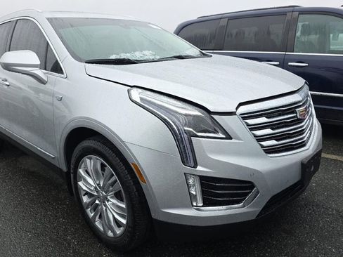 Used 2019 Cadillac XT5 Premium Luxury image 2