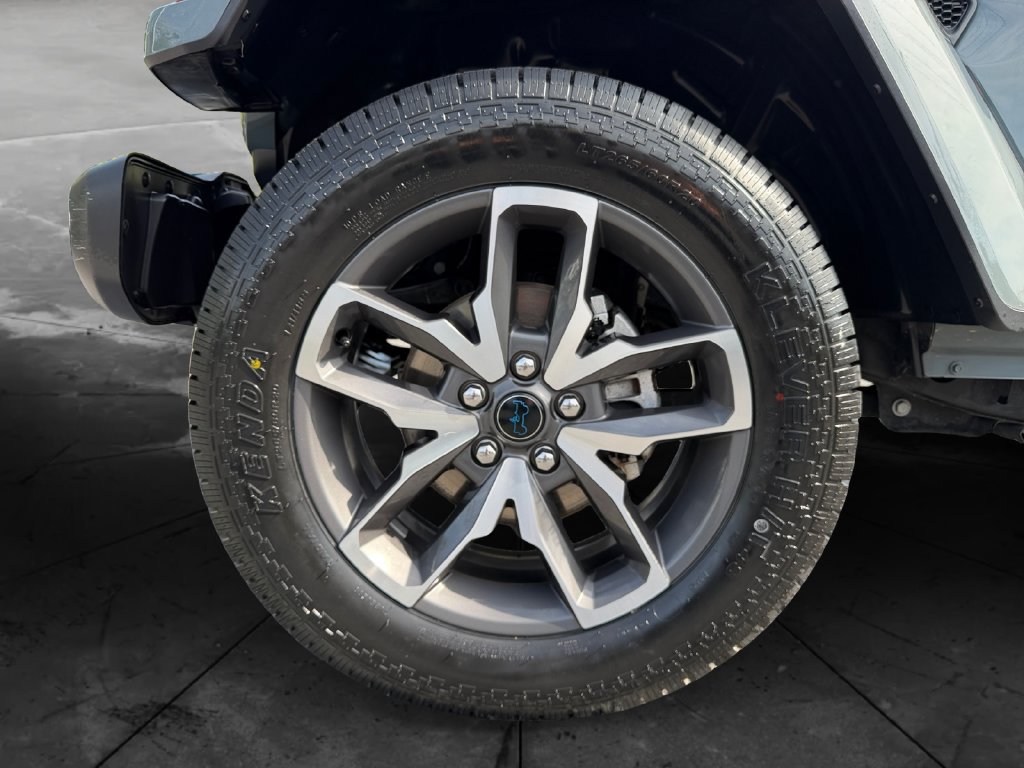 Used 2024 Jeep Wrangler Unlimited AWD/4WD image 14