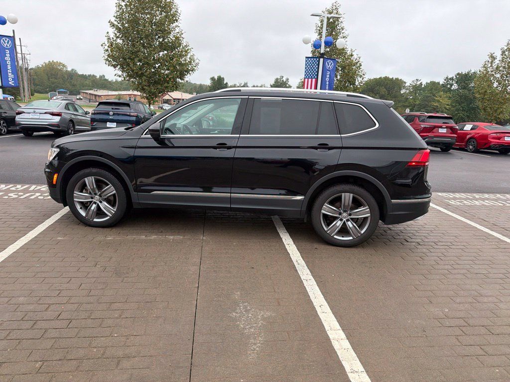 Used 2021 Volkswagen Tiguan SEL AWD/4WD image 19