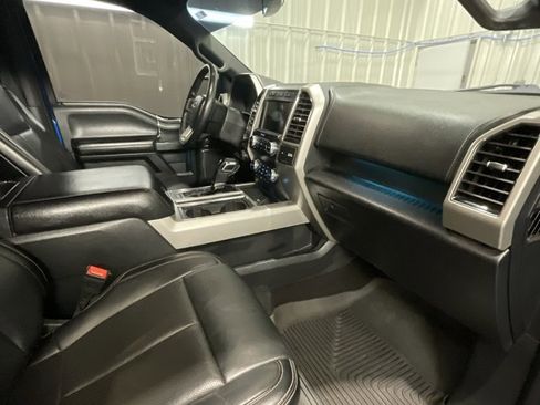 Used 2019 Ford F150 Lariat w/ Equipment Group 502A Luxury image 14