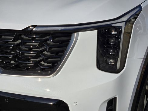 New 2026 Kia Sorento S image 12