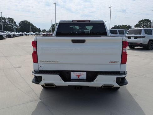 Used 2022 Chevrolet Silverado 1500 RST w/ Safety Package AWD/4WD image 4