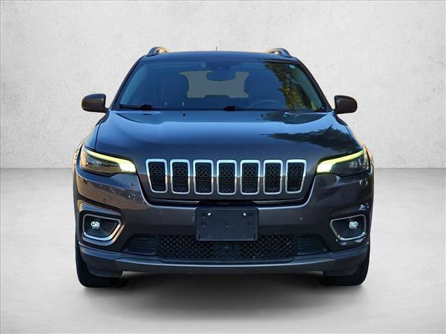 Used 2019 Jeep Cherokee Limited w/ Luxury Group AWD/4WD image 2