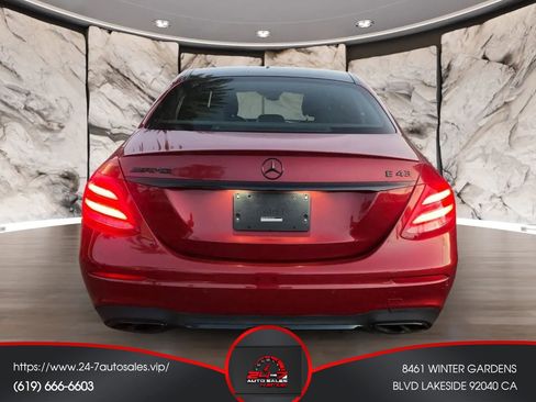 Used 2018 Mercedes-Benz E 43 AMG 4MATIC Sedan image 9