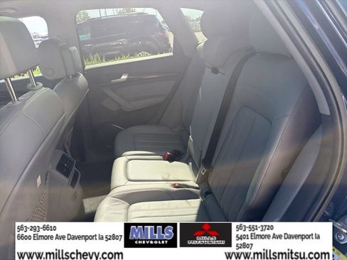 Used 2020 Audi Q5 2.0T Premium w/ Convenience Package AWD/4WD image 18