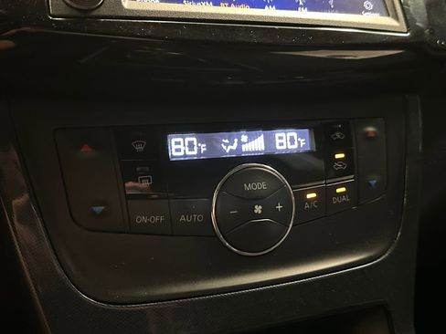 Used 2019 Nissan Sentra SR image 15