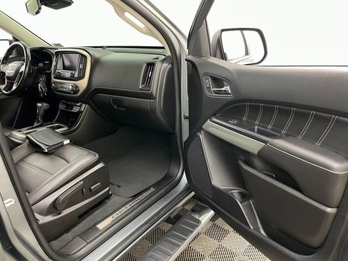 Used 2021 GMC Canyon Denali image 39