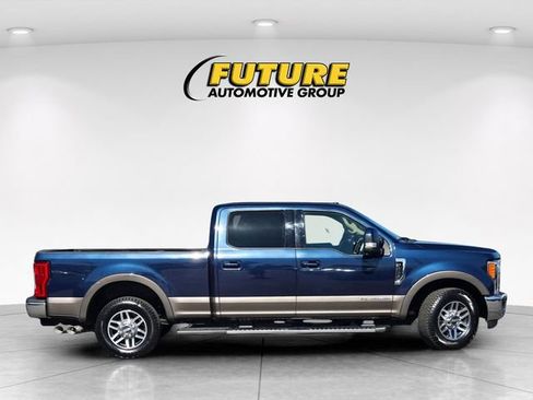 Certified 2018 Ford F250 Lariat w/ Lariat Ultimate Package RWD image 3