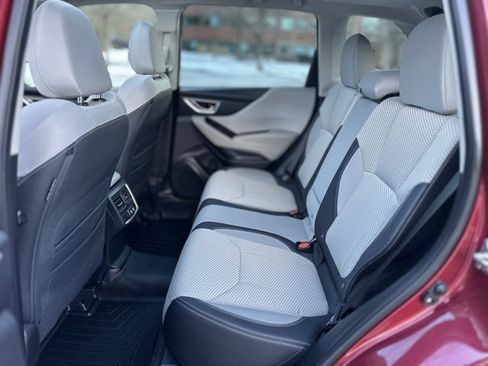 Used 2023 Subaru Forester Premium image 21