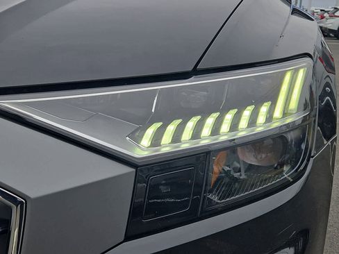 Used 2019 Audi Q8 Prestige image 10