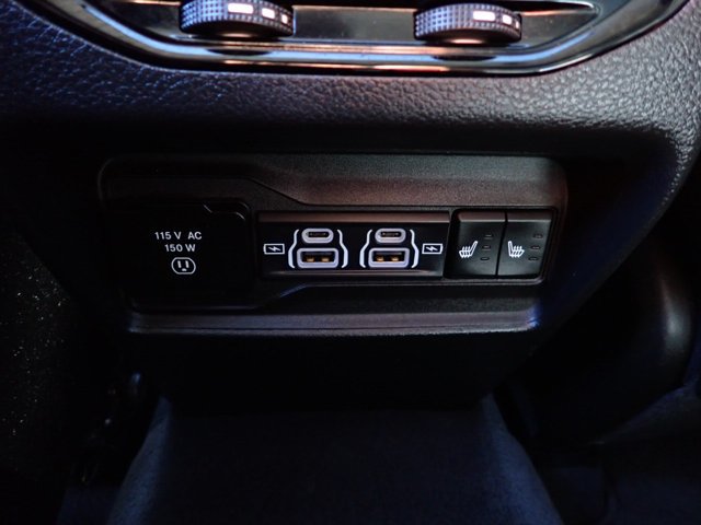 Used 2023 Jeep Grand Cherokee 30th Anniversary AWD/4WD image 11