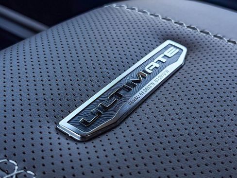 Used 2026 GMC Yukon Denali Ultimate w/ LPO, Floor Liner Package AWD/4WD image 35