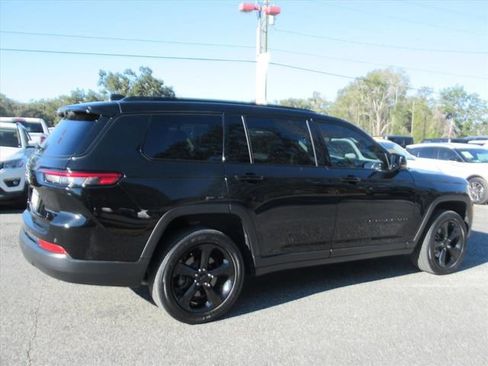 Certified 2022 Jeep Grand Cherokee L Laredo AWD/4WD image 6