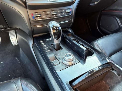 Used 2017 Maserati Ghibli S image 26