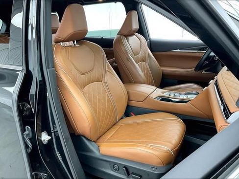 Certified 2023 INFINITI QX60 Autograph w/ Cargo Package AWD/4WD image 7