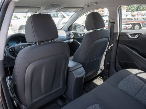 Used 2018 Hyundai Ioniq Blue FWD image 19