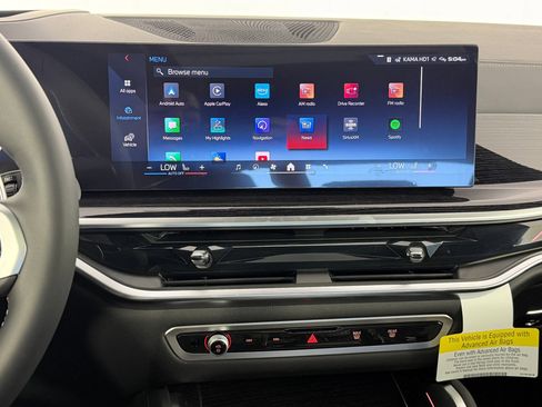 New 2026 BMW X6 M60i image 24