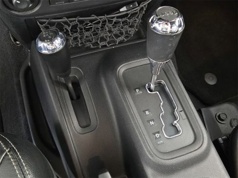 Used 2014 Jeep Wrangler Unlimited Sahara w/ Dual Top Group image 21