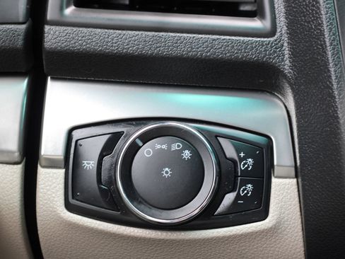 Used 2014 Ford Explorer 4WD image 19