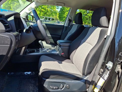 Used 2024 Toyota 4Runner SR5 RWD image 24