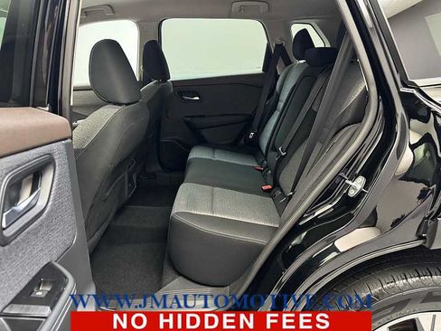Used 2021 Nissan Rogue SV AWD/4WD image 14