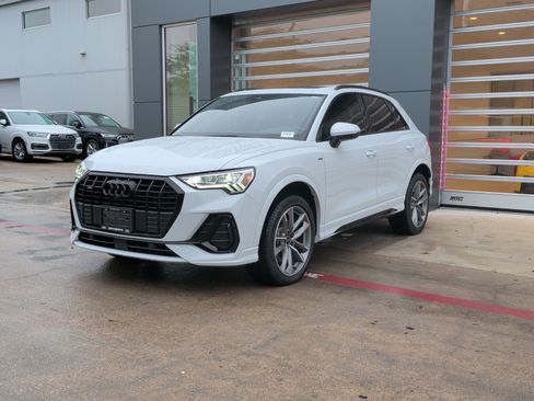 Certified 2024 Audi Q3 2.0T Premium Plus w/ Premium Plus Package image 5