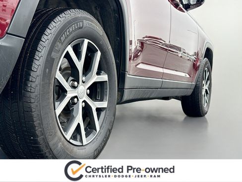 Used 2024 Jeep Grand Cherokee L Limited w/ Trailer Tow Package image 15