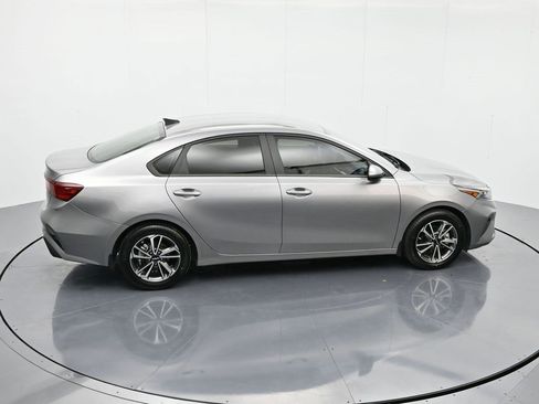 Used 2023 Kia Forte LXS image 28