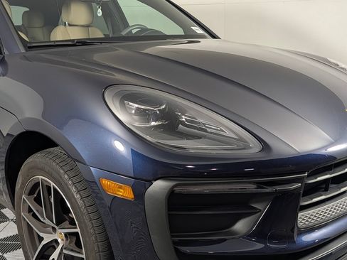 Certified 2023 Porsche Macan AWD/4WD image 15