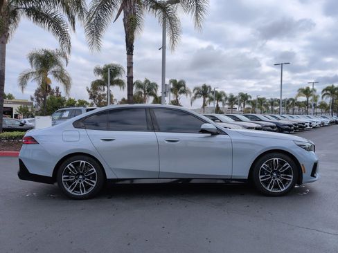 Used 2024 BMW 530i w/ M Sport Package RWD image 11