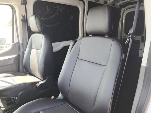 New 2026 Ford Transit 250 148 Medium Roof w/ Load Area Protection Package RWD image 19