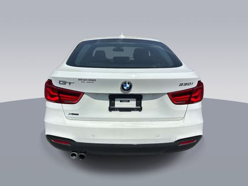 Used 2017 BMW 330i Gran Turismo xDrive AWD/4WD image 4