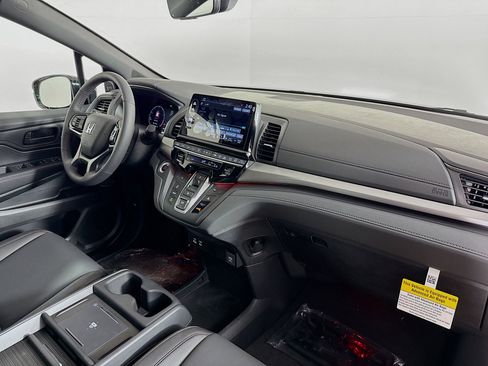 New 2026 Honda Odyssey Sport-L image 38