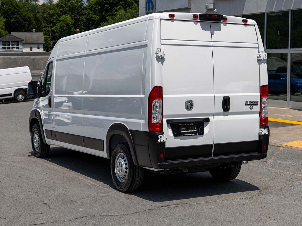 New 2026 RAM ProMaster 2500 w/ Premium Convenience Group FWD image 6