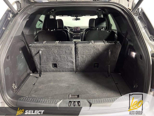 Used 2020 Ford Explorer XLT w/ Equipment Group 202A AWD/4WD image 21