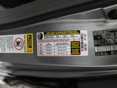 Used 2011 Toyota Sienna LE image 11