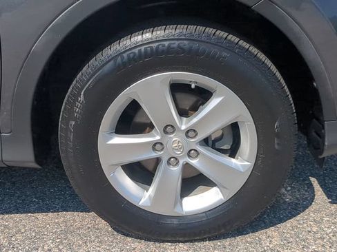 Used 2013 Toyota RAV4 XLE AWD/4WD image 10