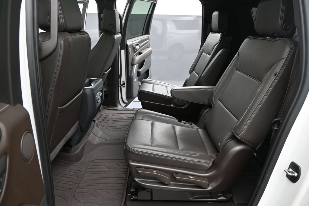 Used 2023 GMC Yukon XL Denali w/ Max Trailering Package AWD/4WD image 23