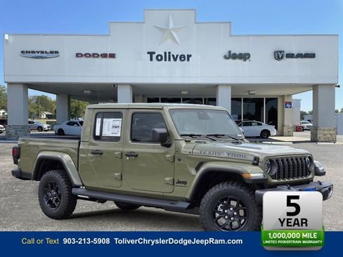 New 2026 Jeep Gladiator Sport AWD/4WD image 1