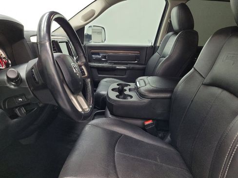 Used 2018 RAM 1500 Laramie AWD/4WD image 17
