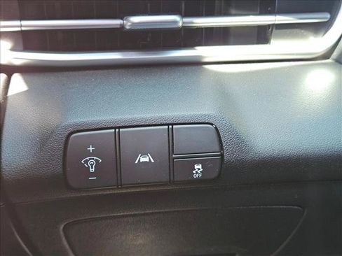 Used 2022 Hyundai Elantra SEL FWD image 10