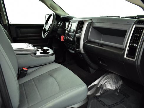Used 2016 RAM 1500 Express AWD/4WD image 13