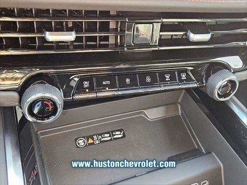 New 2026 Chevrolet Suburban RST w/ Comfort Package AWD/4WD image 19