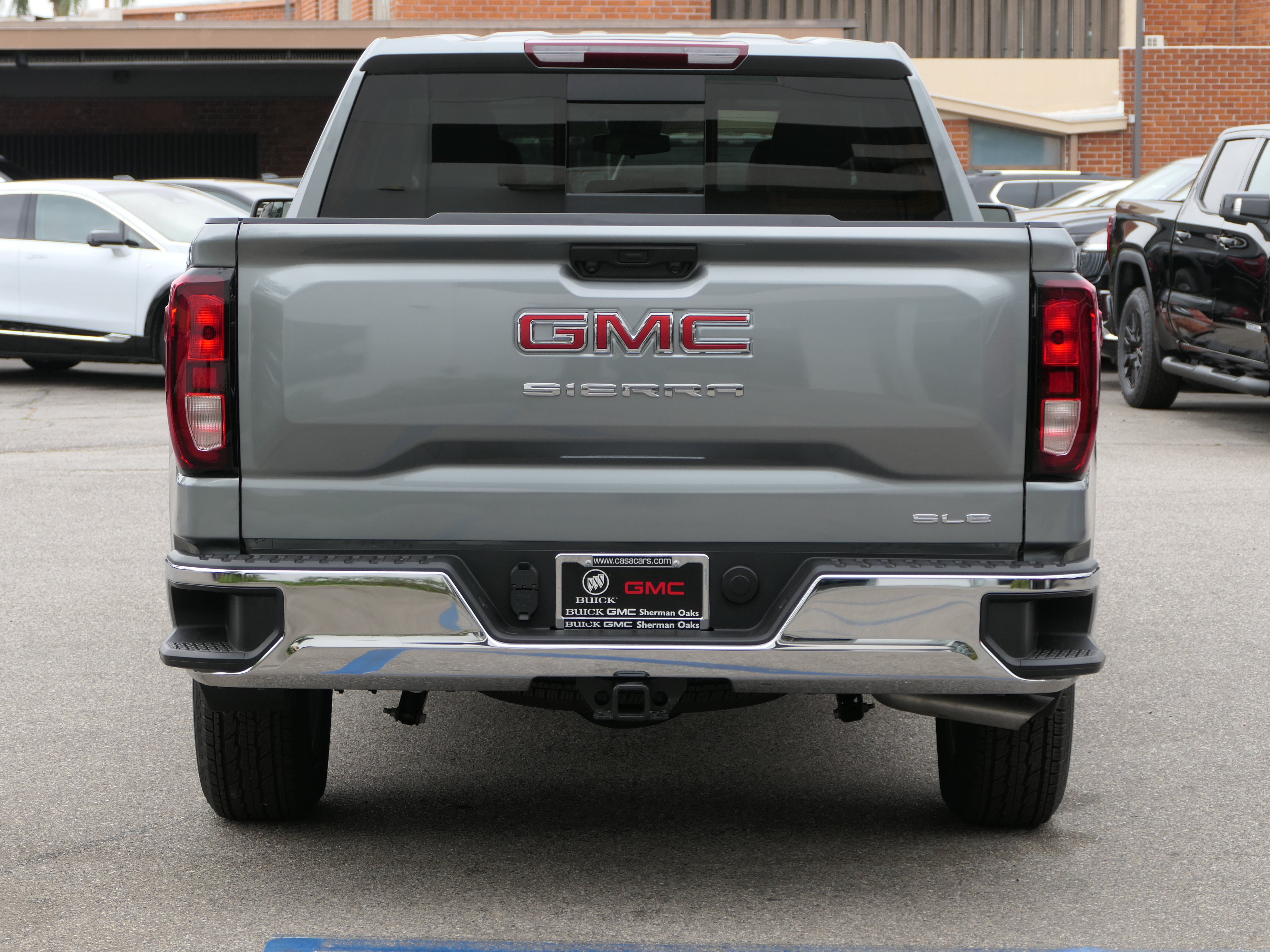 New 2026 GMC Sierra 1500 SLE w/ Preferred Package AWD/4WD image 4