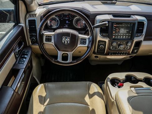 Used 2017 RAM 2500 Laramie image 25